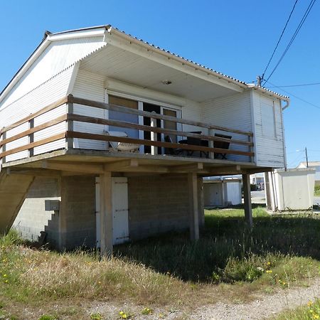 Un Chalet En Bois A La Plage Villa Gruissan Exterior foto